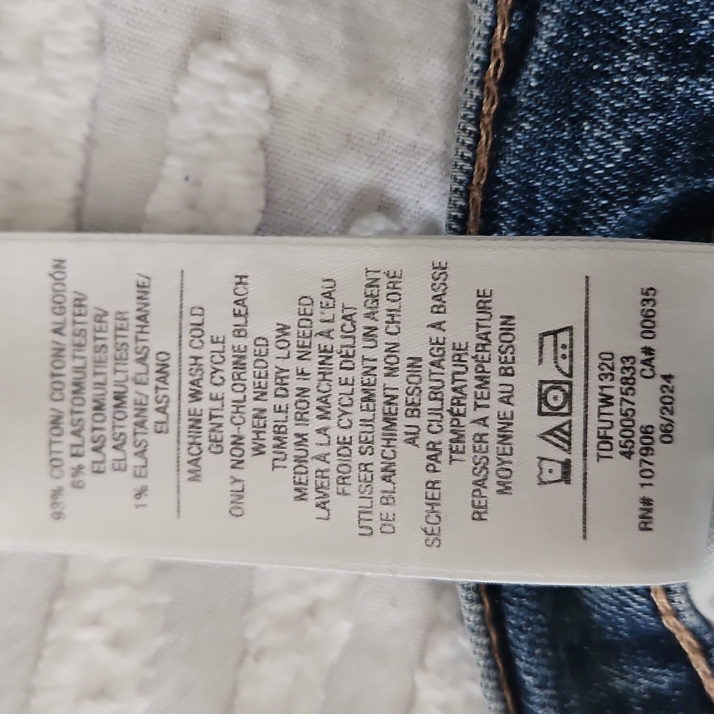 Hudson‎ Rosie High-Rise Wide Leg Ankle Raw Edge Jeans- Size:31:Color: Uptown - Picture 7 of 12